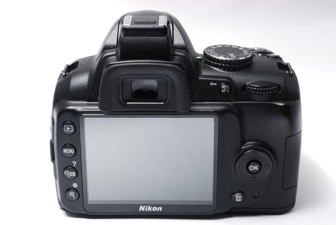 ♥一眼デビュー最適♥Nikon D3000♥ 高画質 かんたん操作 AF-S対応