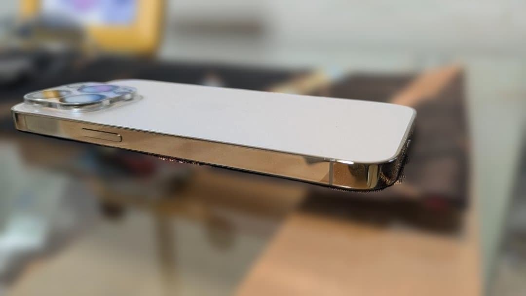ビィトン 13 Pro 128GB ゴールド