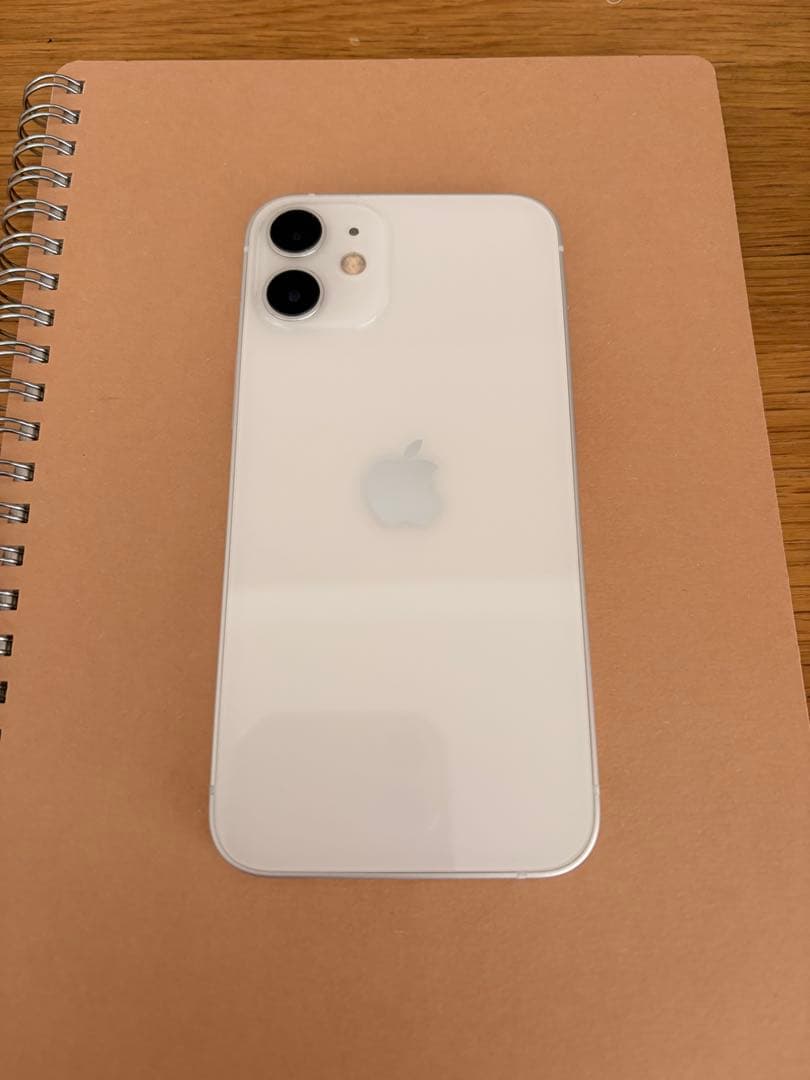 Apple iPhone 12 mini ホワイト 本体 純正ケース付