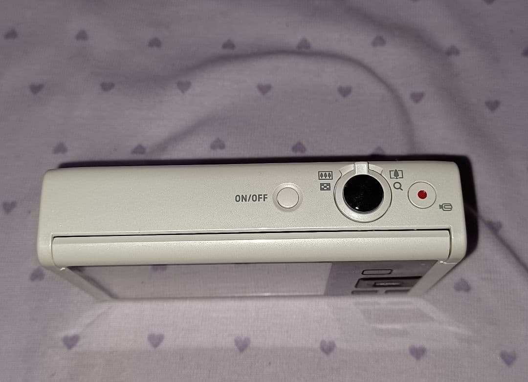 CASIO EXILIM EX-ZR70 ホワイト デジタルカメラ