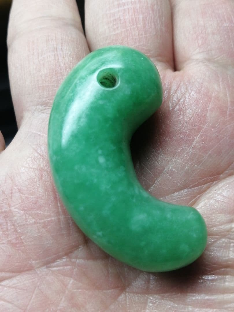 ★古墳期『糸魚川翡翠勾玉』出土品。4.8cm【超琅玕翡翠】最高峰の巨大勾玉です。
