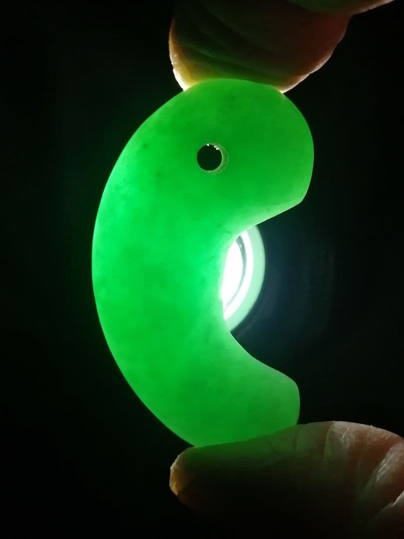 ★古墳期『糸魚川翡翠勾玉』出土品。4.8cm【超琅玕翡翠】最高峰の巨大勾玉です。