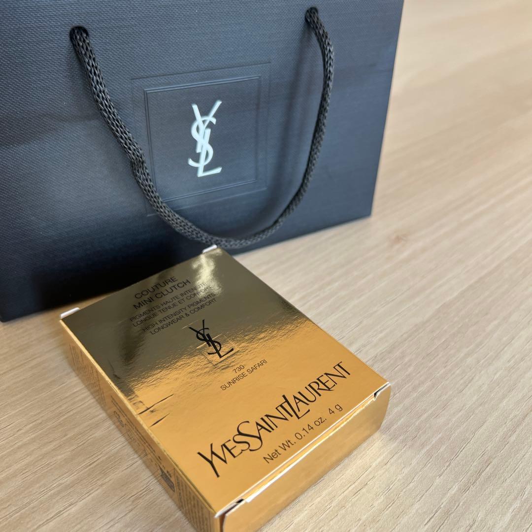 Yves Saint Laurent アイシャドウ クチュールミニクラッチ730
