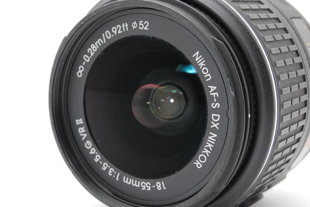 【使用感少美品】Nikon D3300　レッド　スマホ転送　動画も撮れる