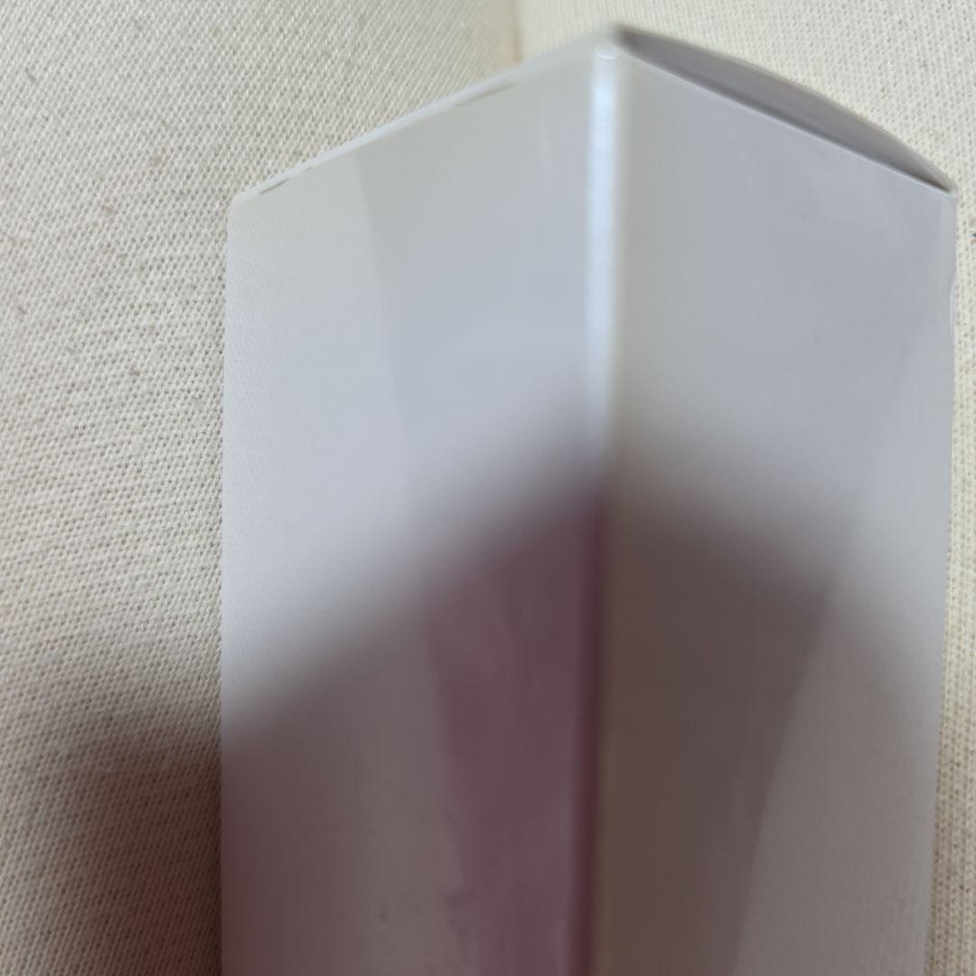 メナード　フェアルーセント薬用ホワイターエッセンス100㎎新品