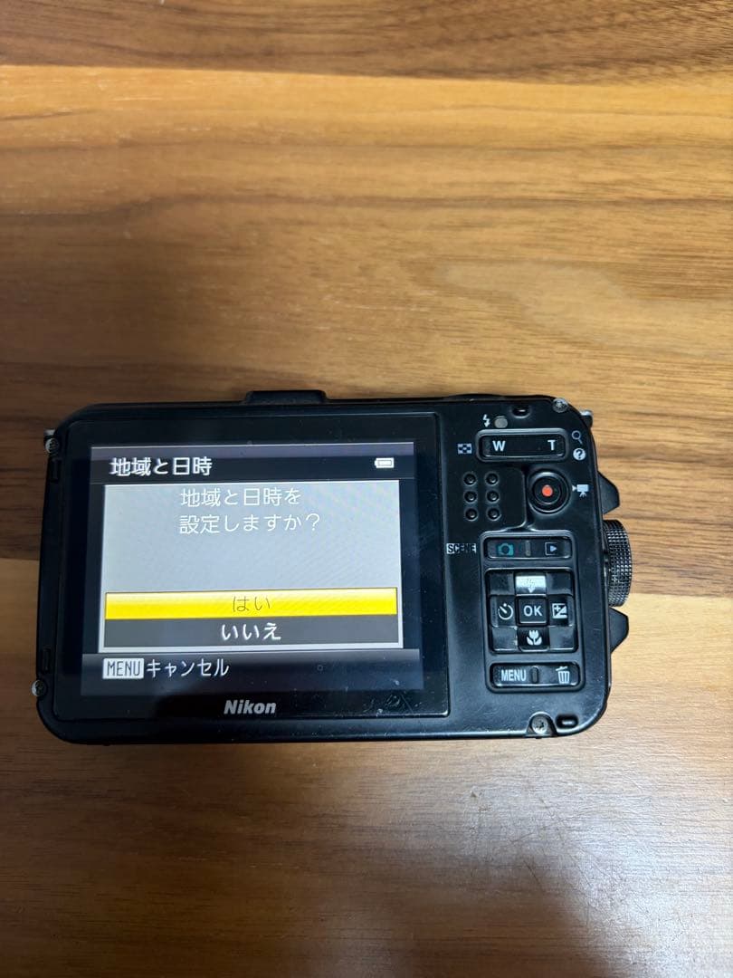Nikon COOLPIX AW100 迷彩