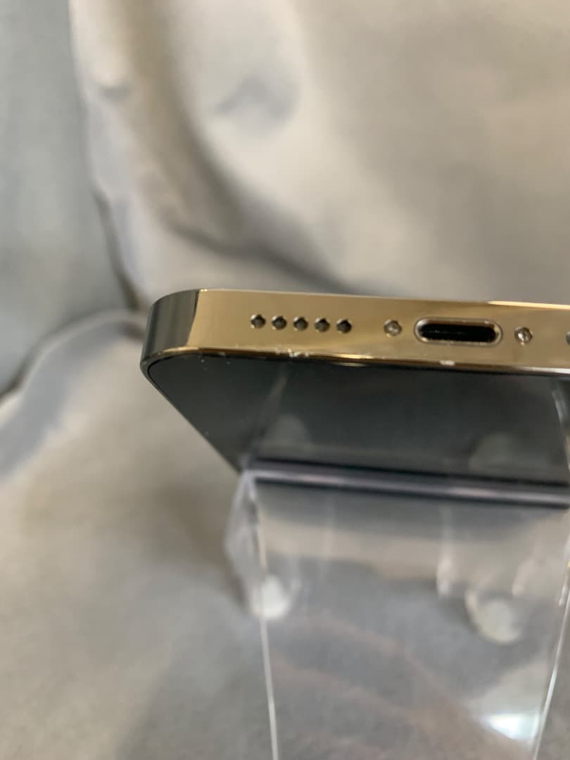 美品　国内版　SIMフリー　iPhone13 Pro 128GB グラファイト色
