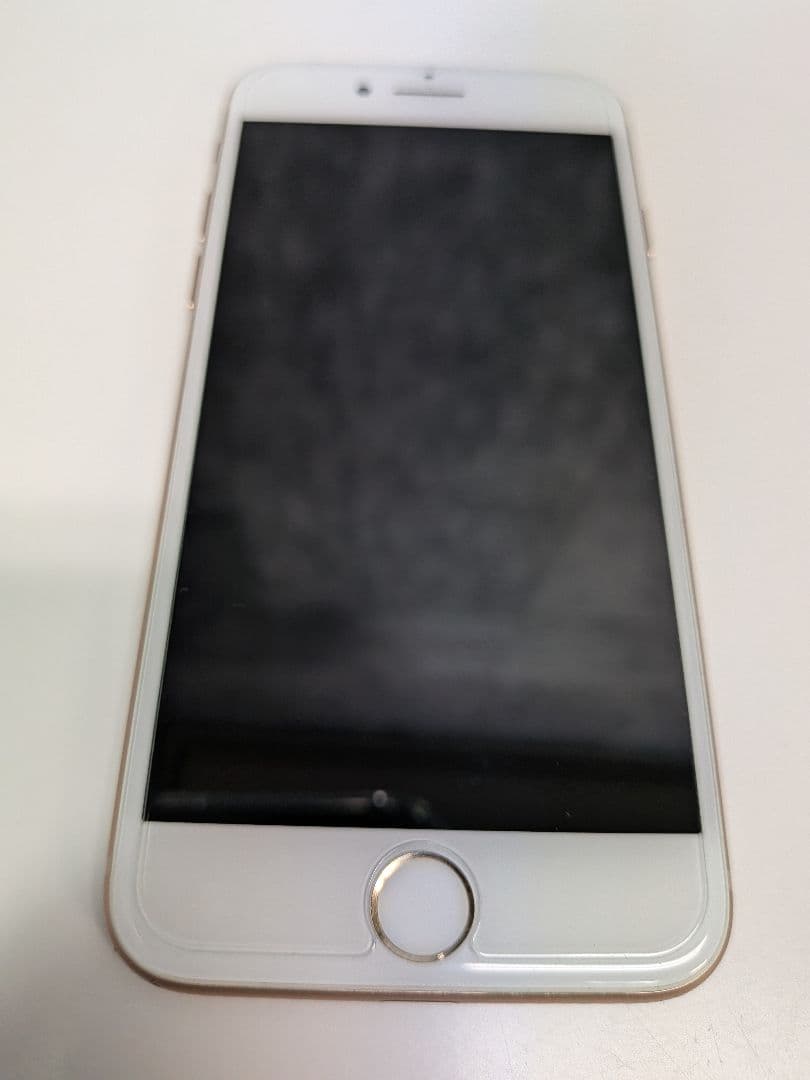 ③Apple iPhone8 64GB ゴールド バッテリー93％
