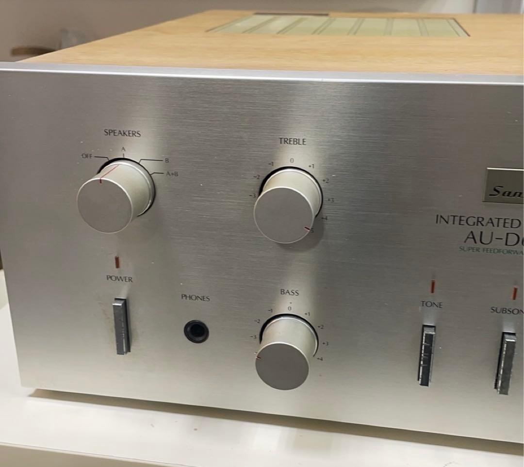 サンスイ　AU-D607F プリメインアンプ　シルバー　動作品