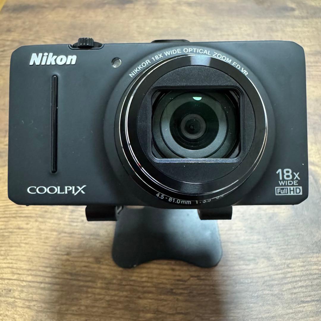 d*2様 Nikon COOLPIX S9300