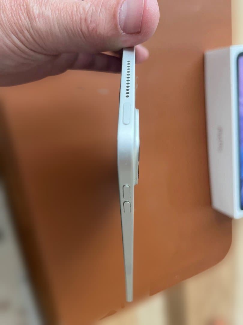 Apple iPad Pro 11インチ (第2世代) シルバー 128GB