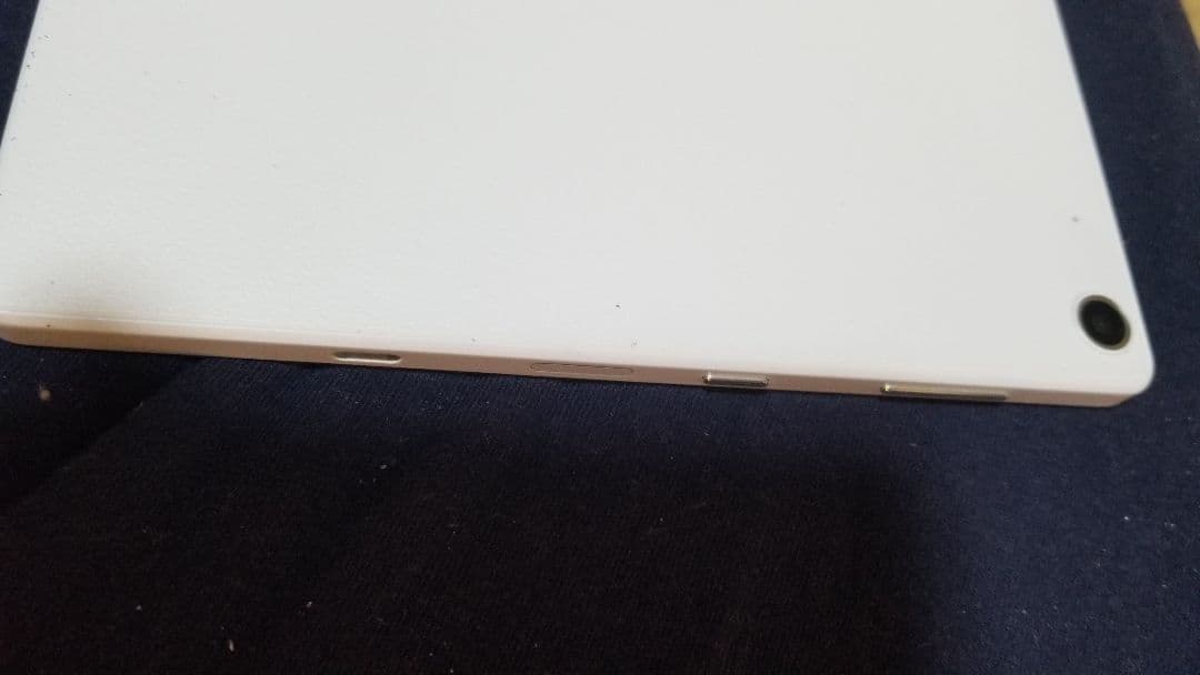 ドコモ　　docomo　dtab 　d-51c　タブレット　SIMモデル