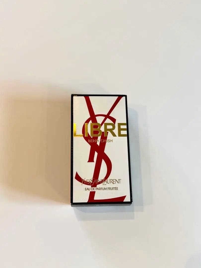 【新品未使用未開封】YSL リブレオーデパルファム ベリークラッシュ 50ml