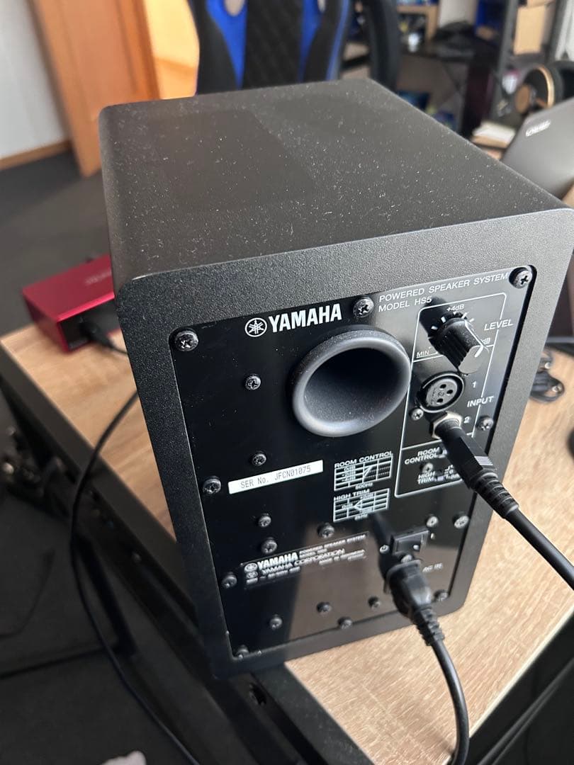 Yamaha HS5 パワードスピーカー