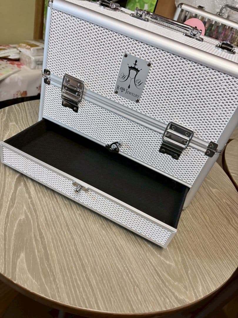 【新品　未使用】ボディジュエリー　アート　プロセット　グリッター　ラメ　100色
