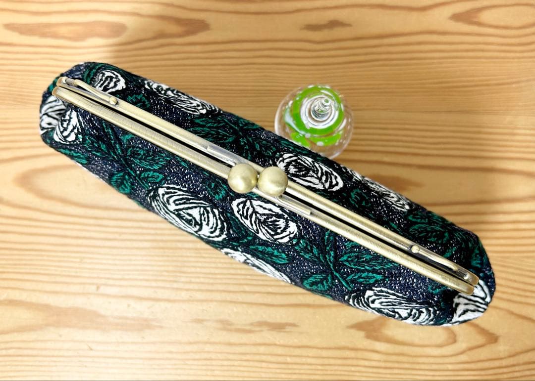 ハンドメイド がま口バッグ ポーチ クラッチ rosy ネイビー　ミナペルホネン