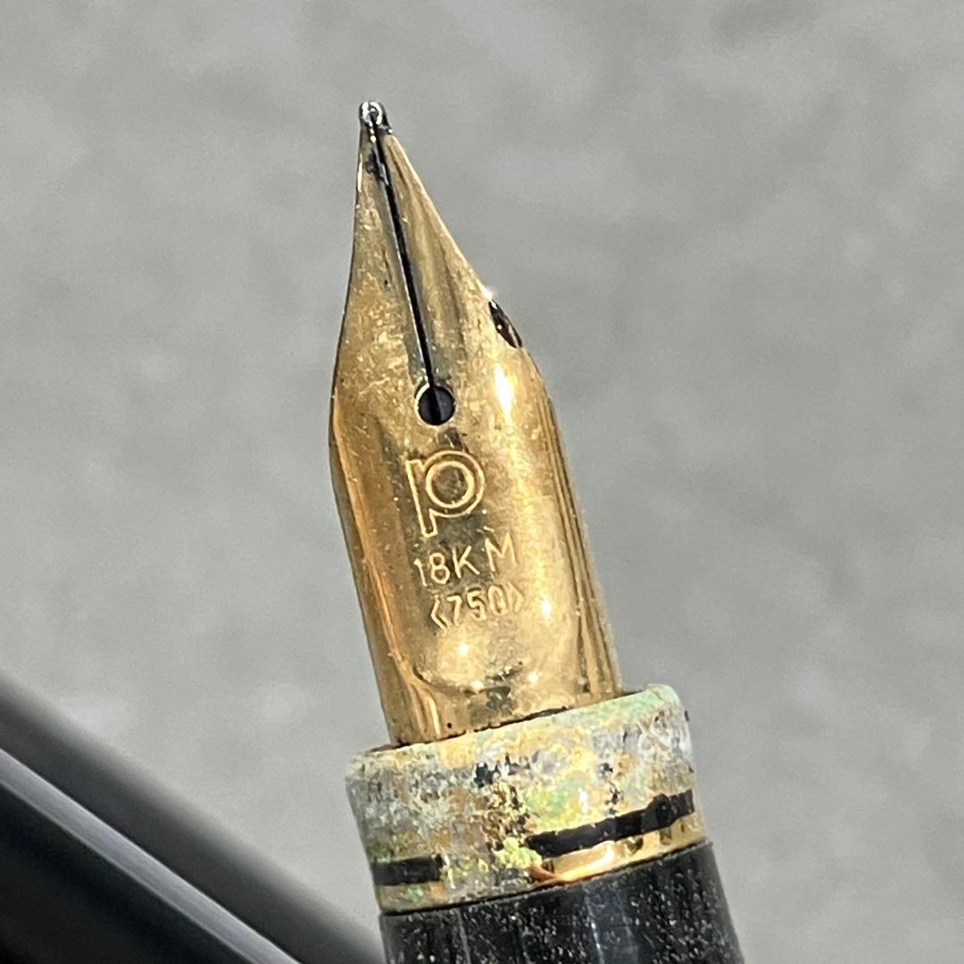プラチナ万年筆　ペン先18k 装飾金箔の鶴と山