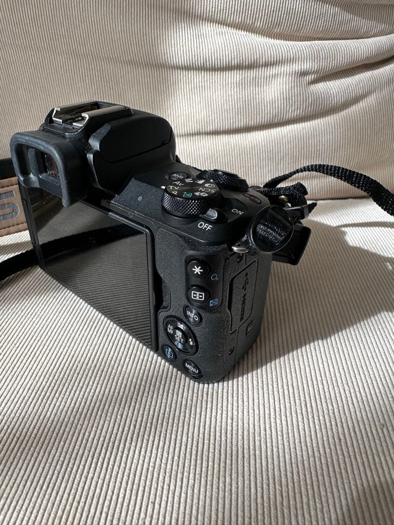 デジタルカメラ Canon EOSkissM2