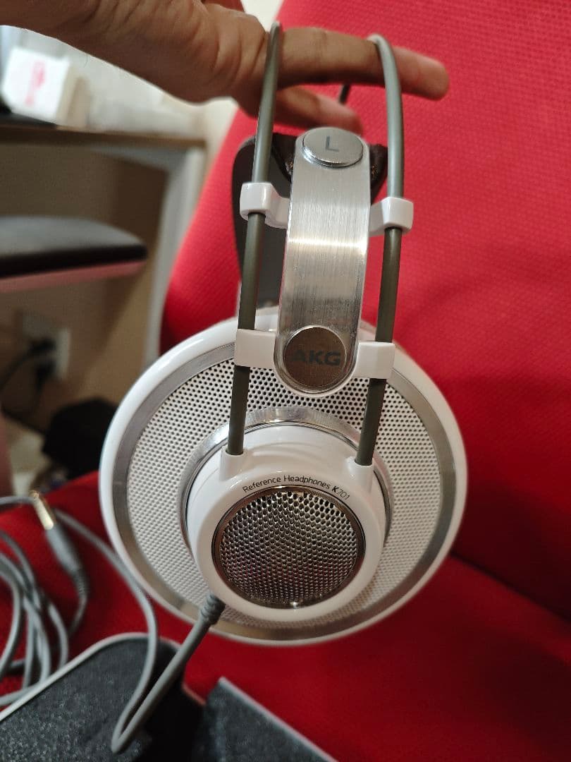AKG K701 有線ヘッドホン スタンド付き
