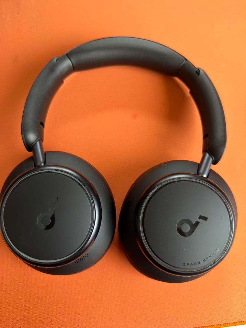 アンカーサウンドコアQ45ほぼ新品