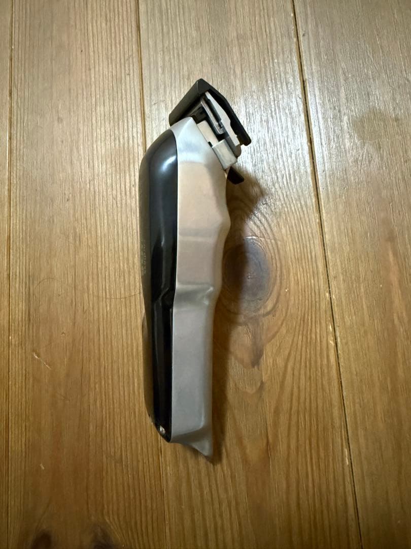 Wahl SENIOR バリカン 3コーム付き