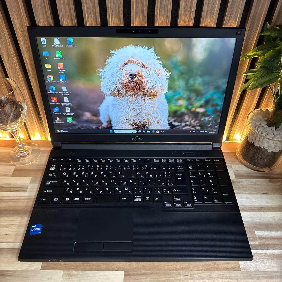 新型2022年式‼️LIFEBOOK A5512☘第12世代☘人気ノートパソコン
