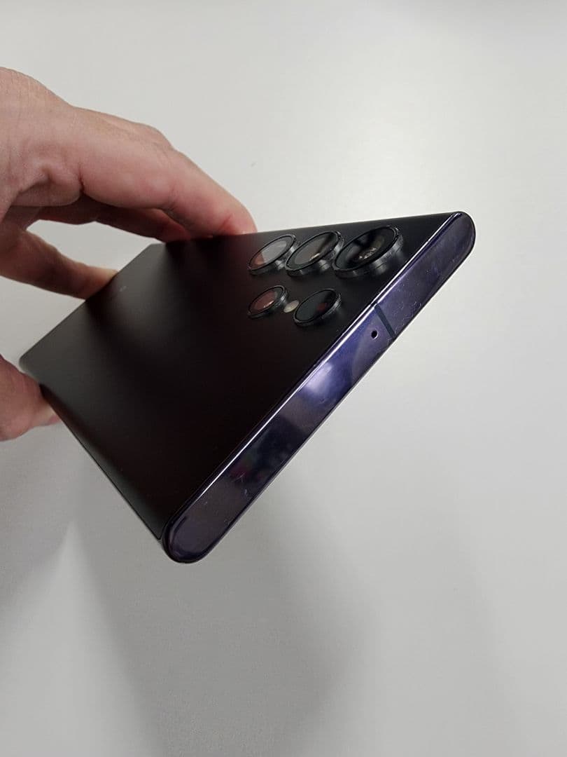 Galaxy S22 Ultra docomoブラック