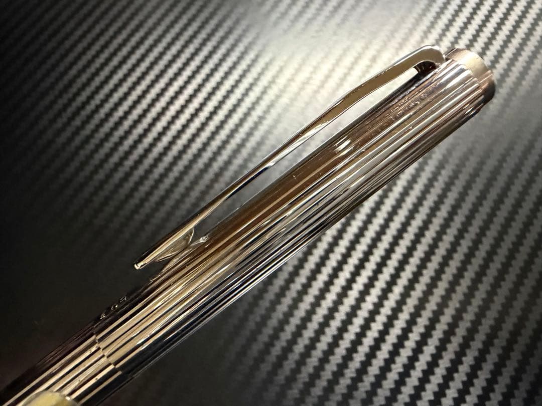 未使用に近い モンブラン ノブレスシルバー エボナイト芯 F 細字 万年筆