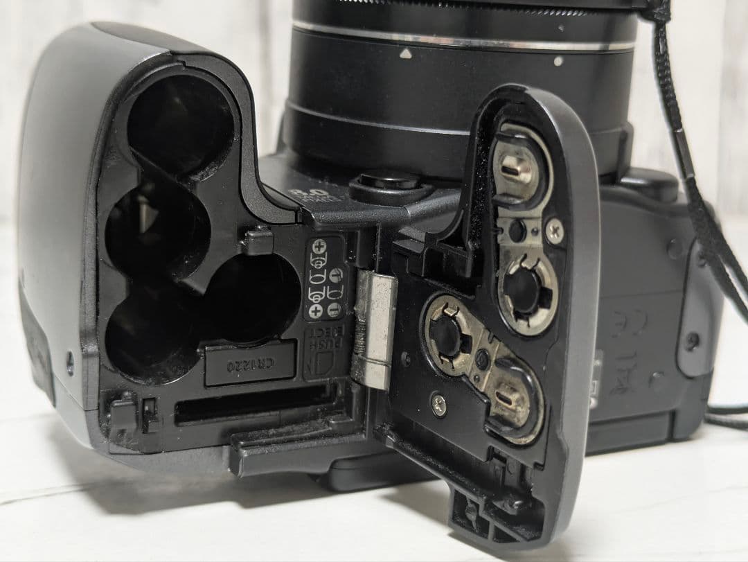 Canon　PowerShot S5 IS　単三電池稼働