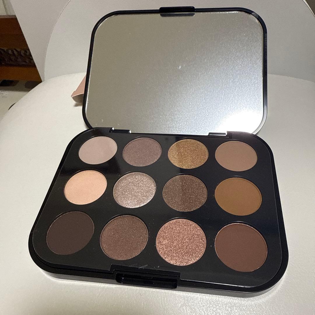 新品　MAC アイシャドウパレット12色