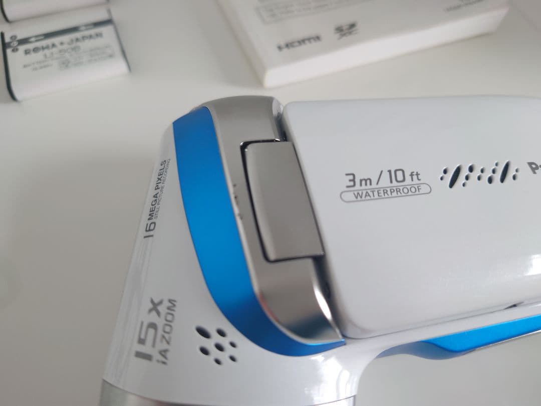 パナソニック デジタルムービーカメラ 防水 マリンホワイト HX-WA20-W