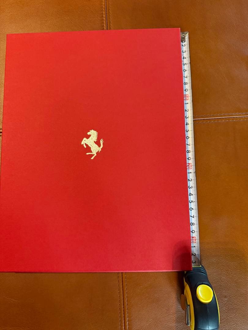 Ferrari フェラーリ　ウェルカムブック