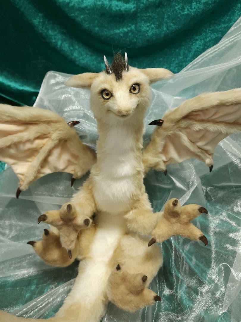 アートドール　ドラゴン ぬいぐるみ 　全身可動