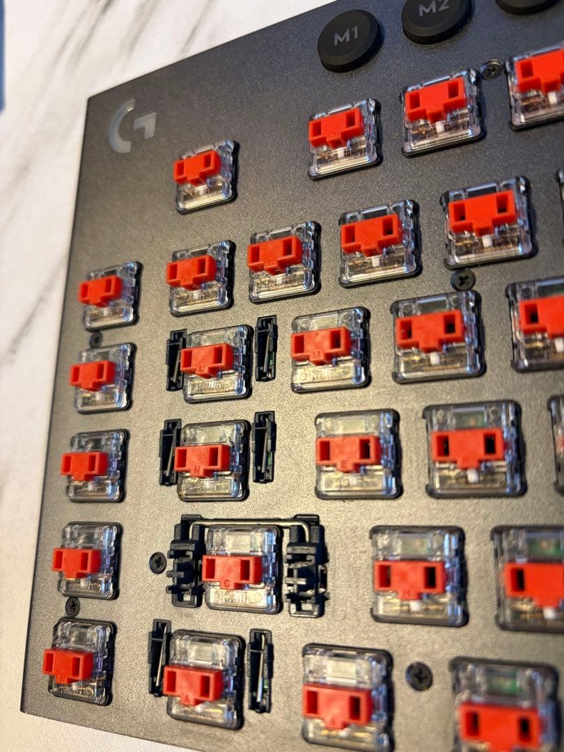 Logicool G813 メカニカルキーボード LINEAR