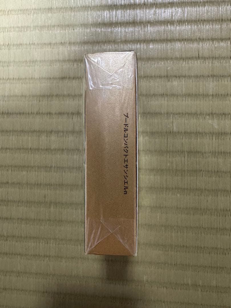クレドポー ボーテ　プードルコンパクトエサンシエルn レフィル　フェイスパウダー