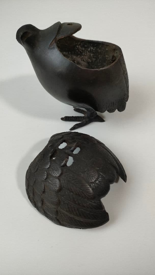 鶉(うずら)香炉　青銅製　骨董品