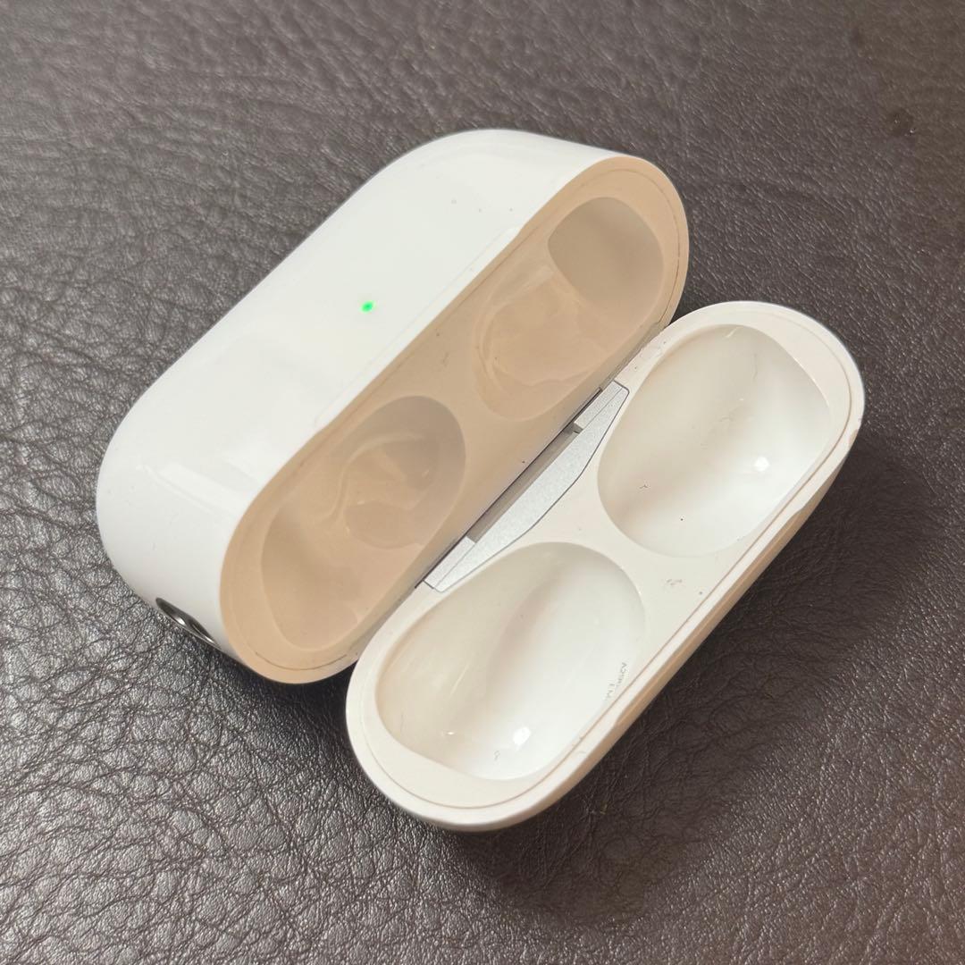 AirPods Pro第2世代 USB-C 充電ケース