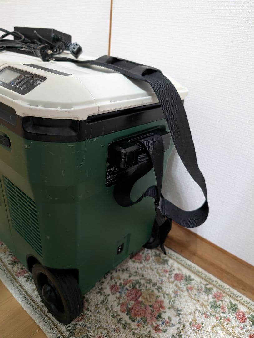 HiKOKI コードレス冷温庫 25L UL18DB