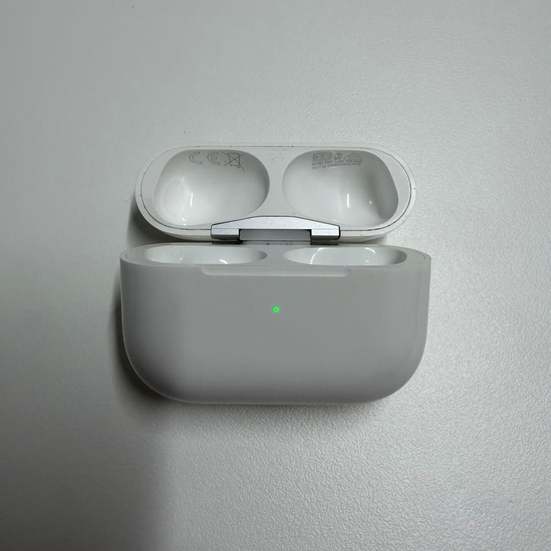 AirPods Pro（第1世代）充電ケース＋両耳