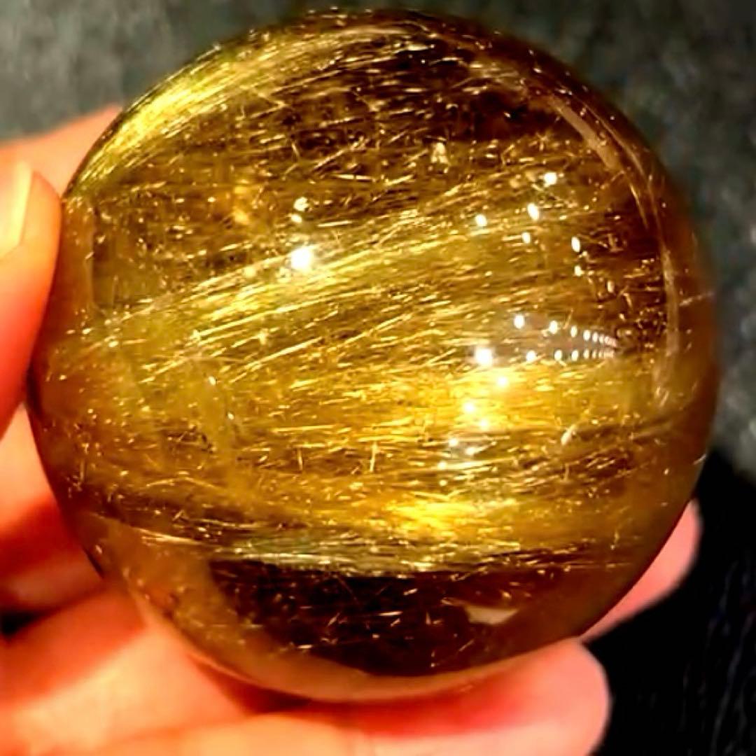超絶綺麗✨54mm ゴールドルチルクォーツ　丸玉　スフィア　金針水晶
