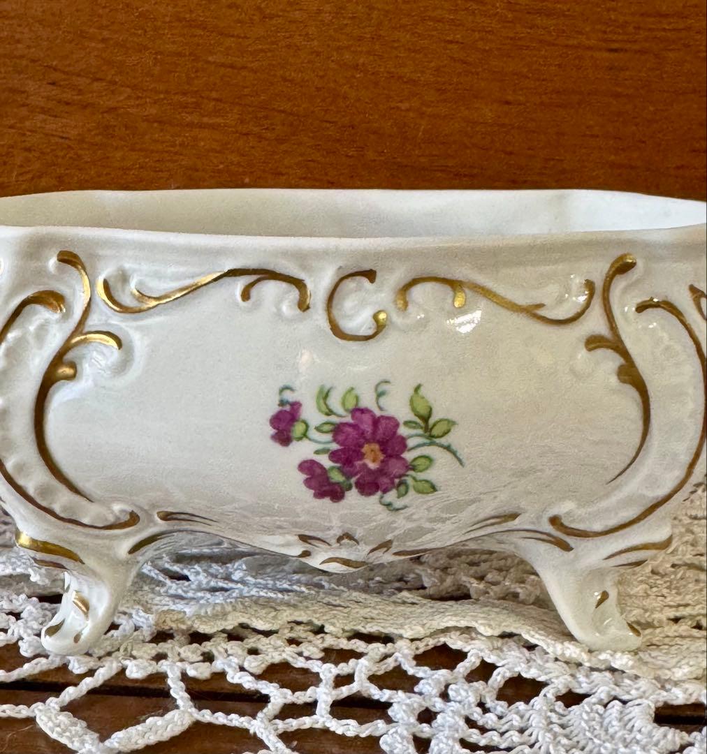 ❤︎ドイツ製　バルボティーヌ風　ジュエリーボックス　花柄　陶磁器　小物入れ