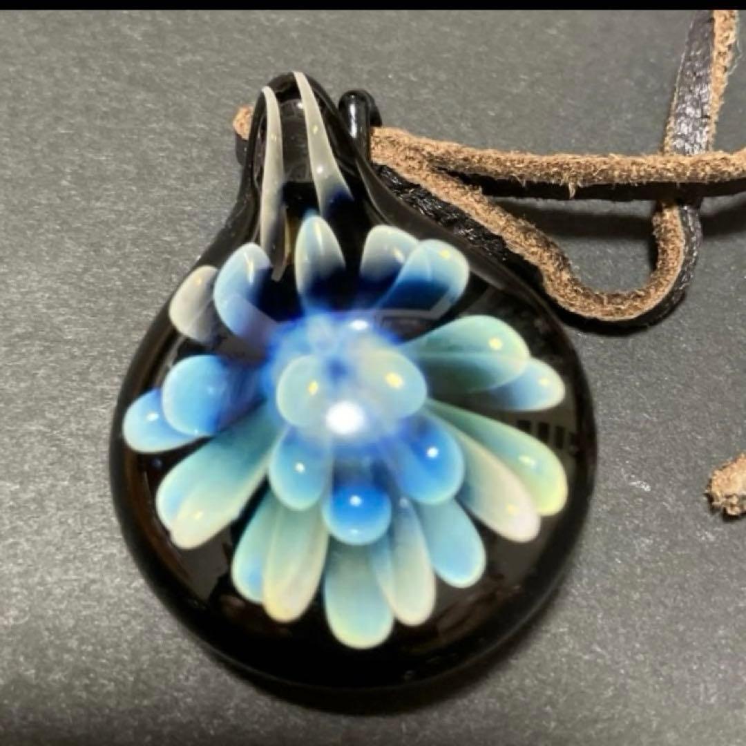 玉響glass ペンダント　ネックレス　ボロシリケイトガラス　一点物