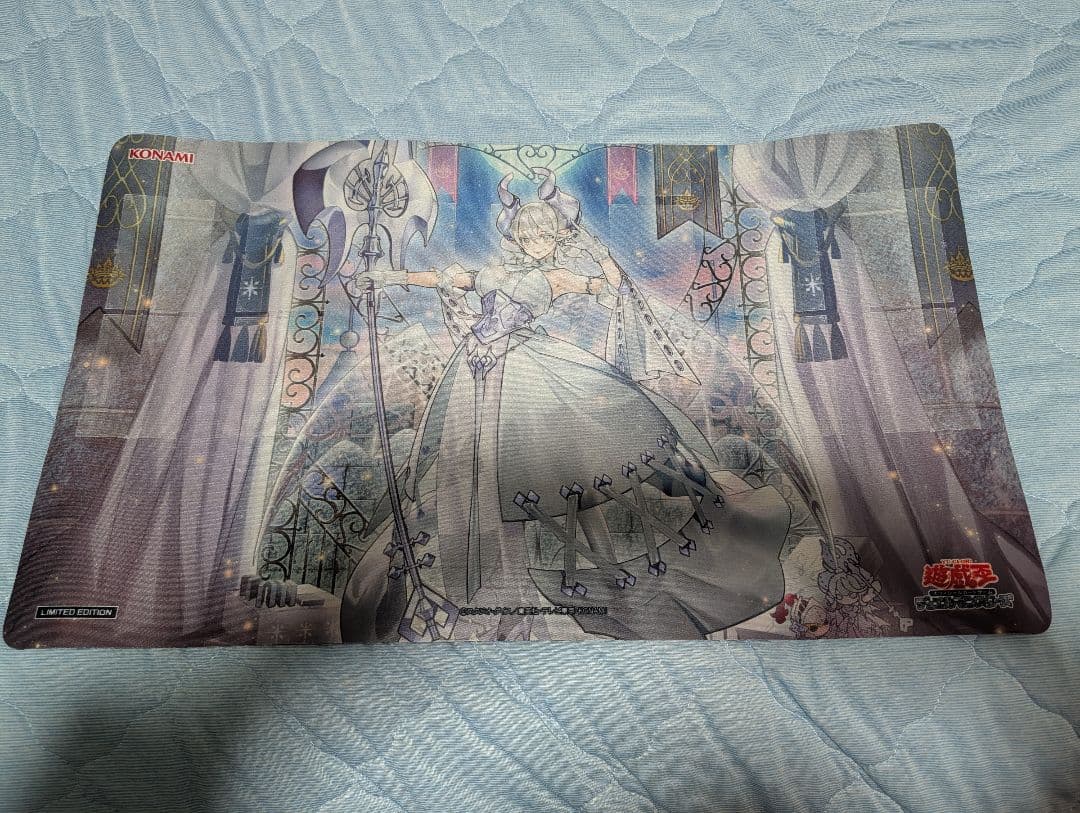 遊戯王　白銀の城のラビュリンス　プレイマット　スリーブ　中古品