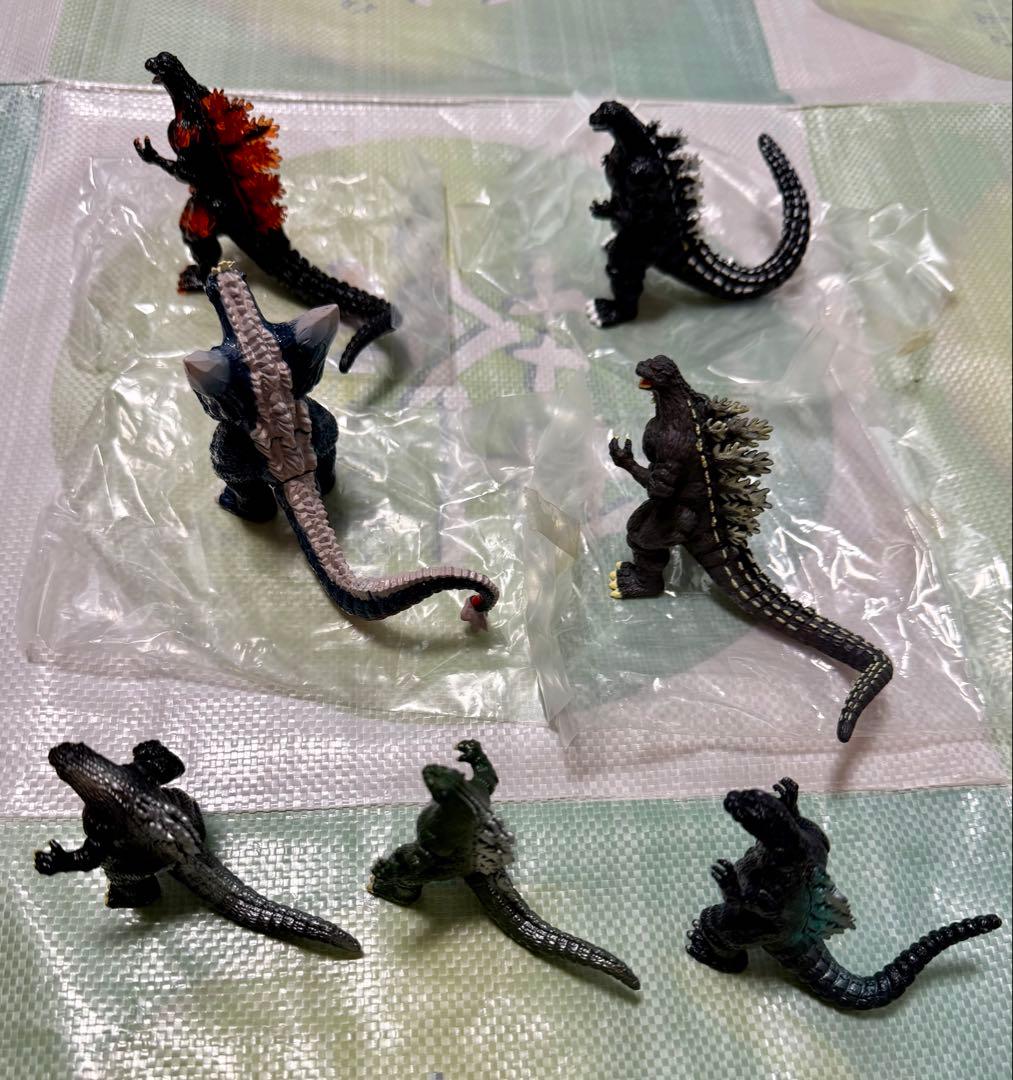 ゴジラ フィギュア ７点セット