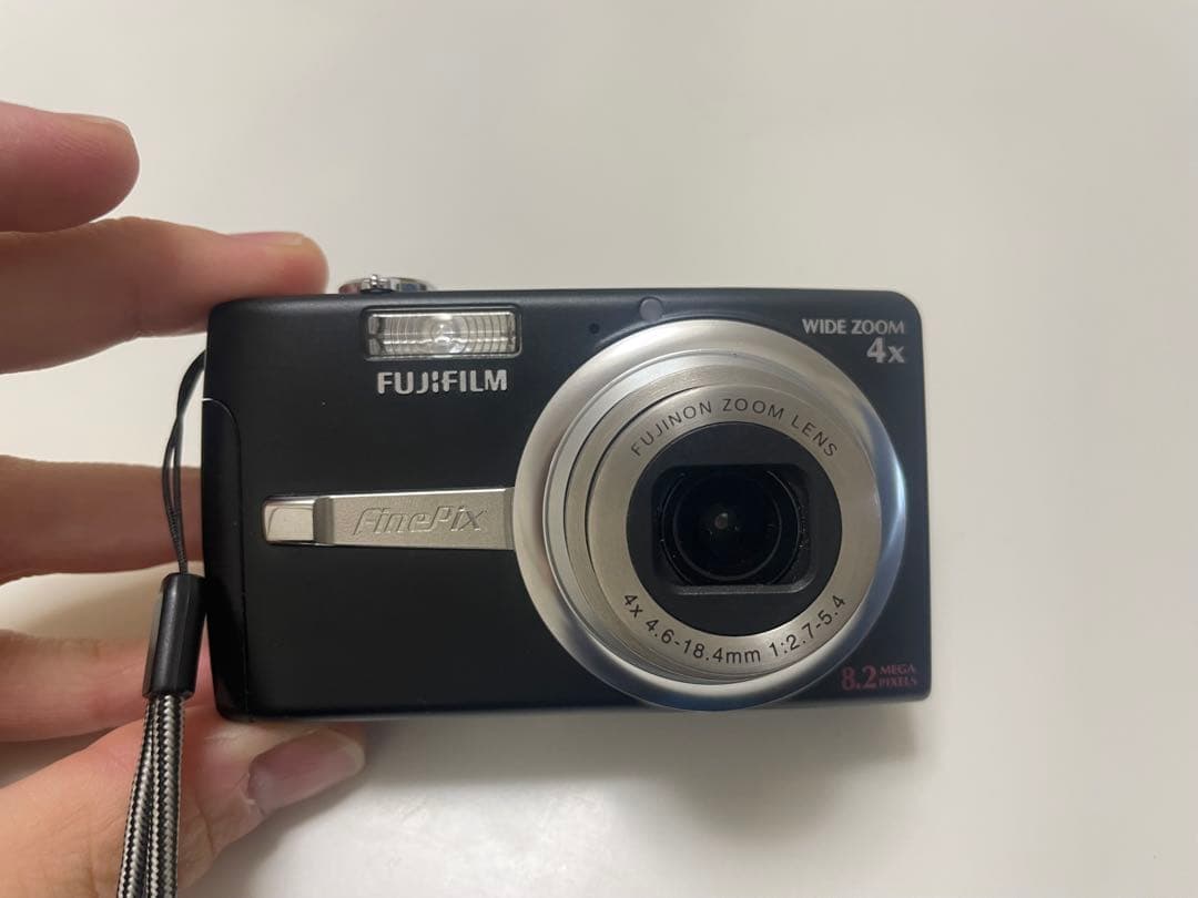Fujifilm FinePix F480 8.2メガピクセル デジタルカメラ