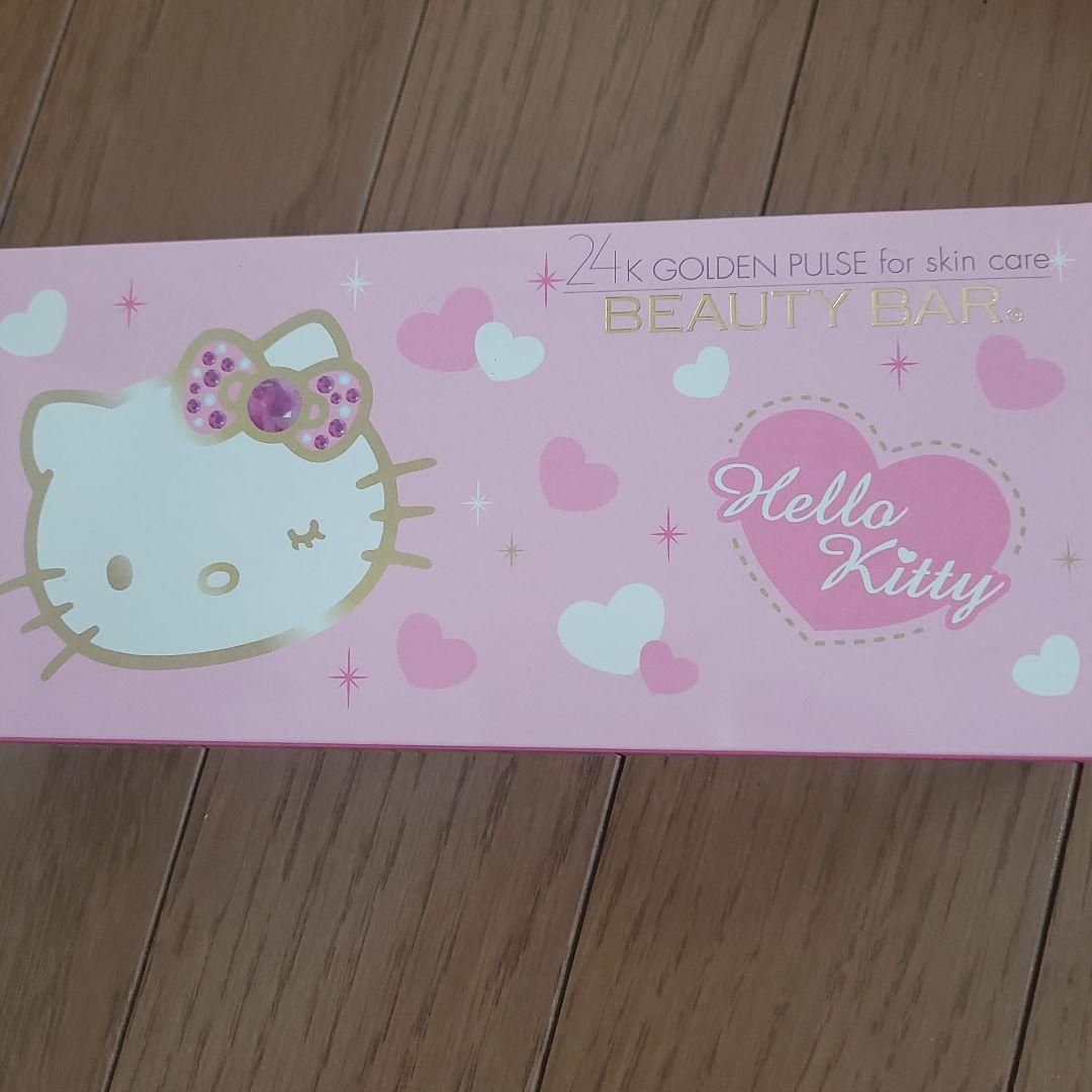 ビューティーバー ハローキティコラボ