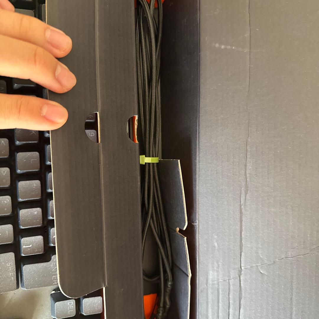 SteelSeries Apex Pro TKL キーボード 本体