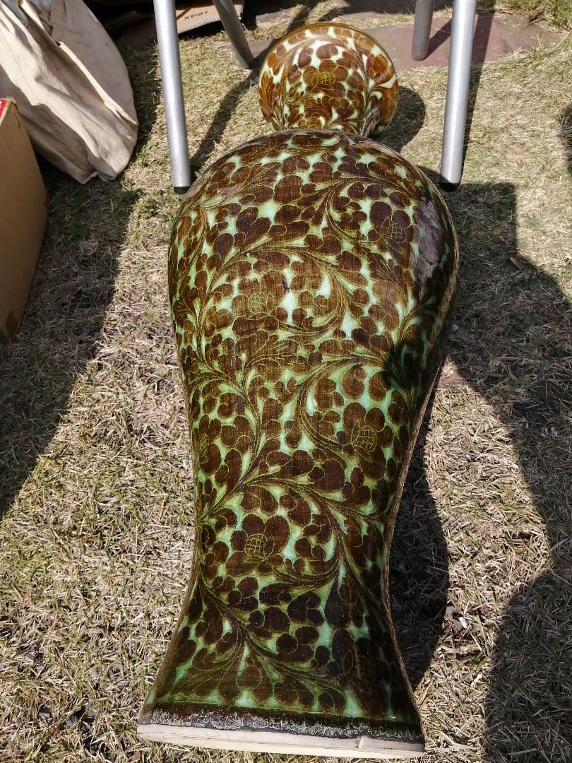 古い大花瓶