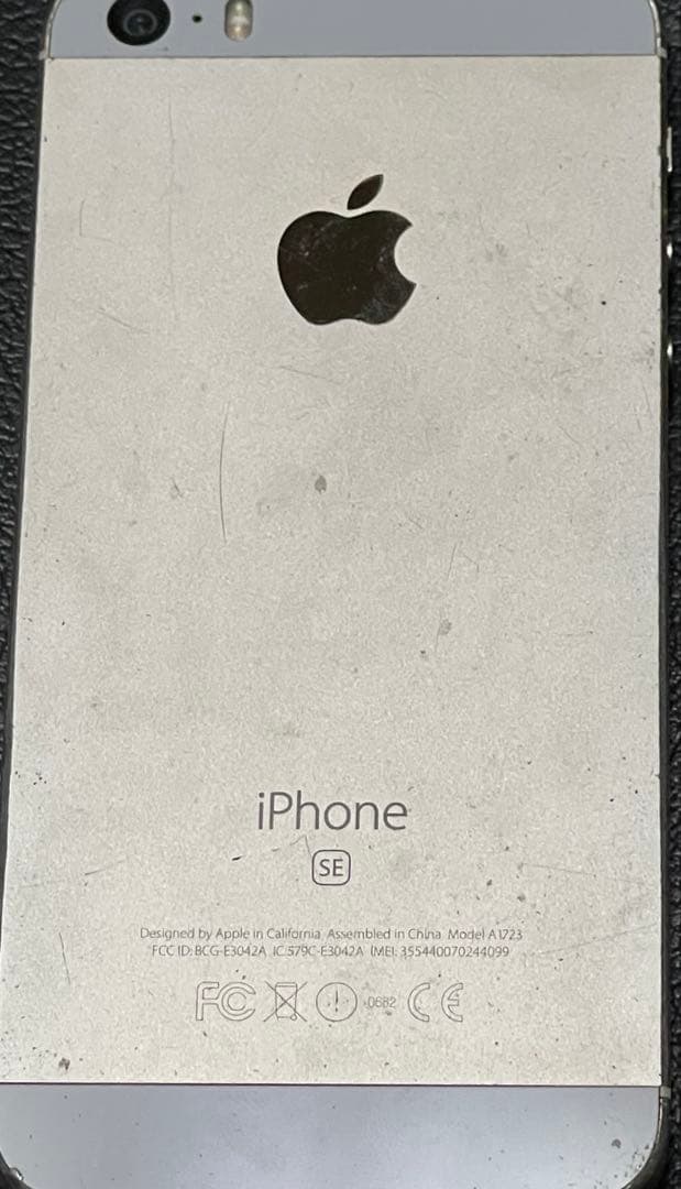 iPhonese第1世代 ジャンク品