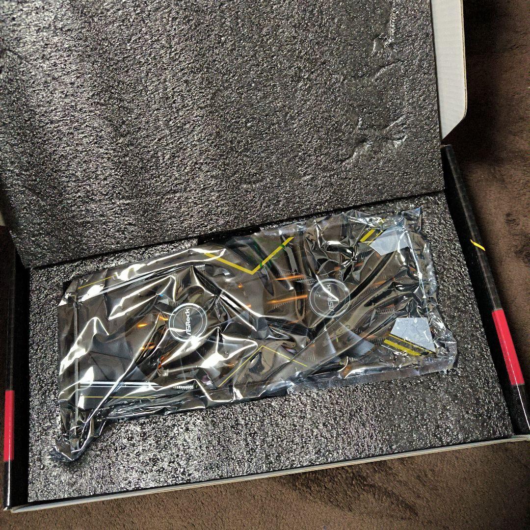 ASRock Radeon RX 5700 グラフィックスカード